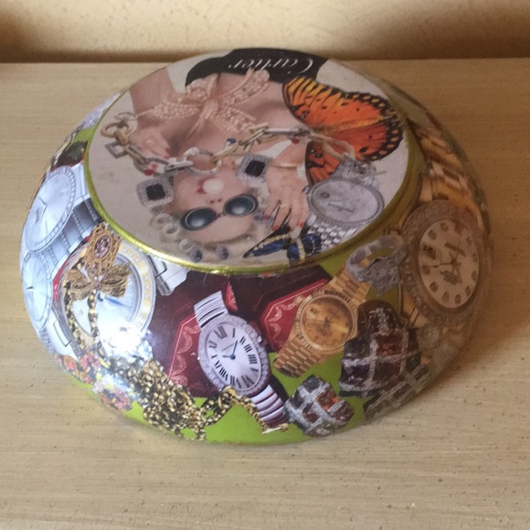 Beautiful accessories make life extraordinary! One of a kind, decoupaged bowl. - Picture 12 of 13